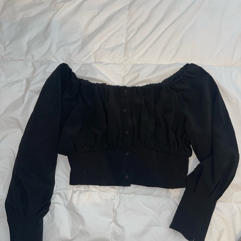 Off Shoulder Cropped Blouse - Picture 4 of 5